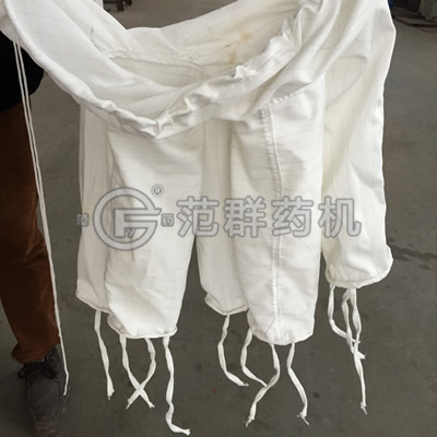 �������m��